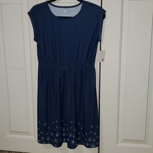 Junior's tie waist dress